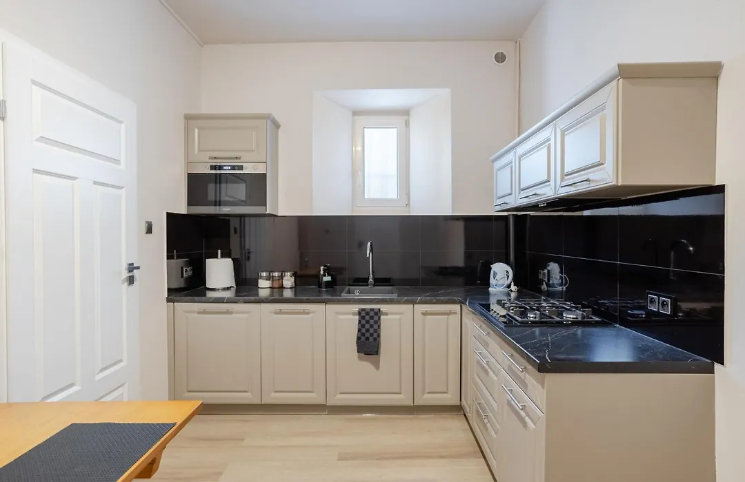 Time Apartment-1
