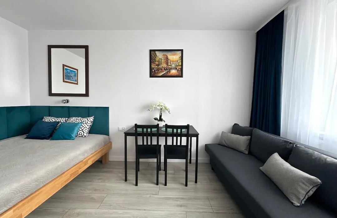 K22 Galeria Mokotow B Modzelewskiego-1