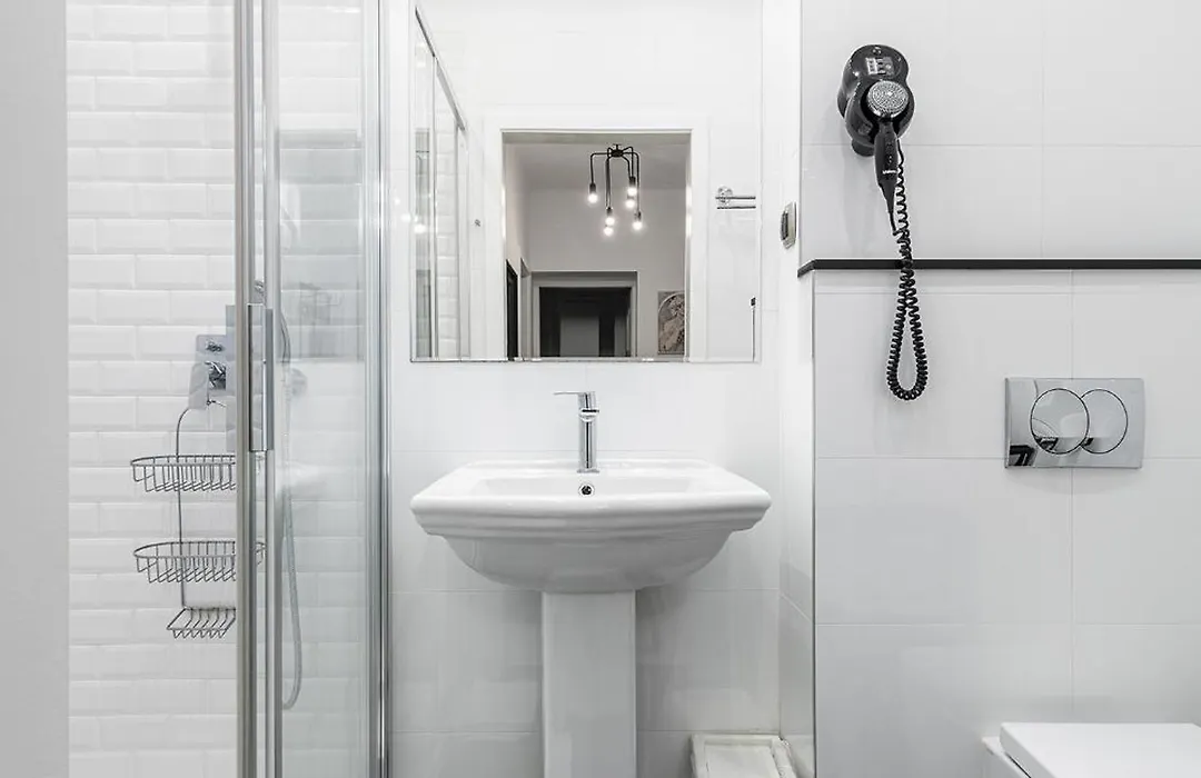 Rentplanet - Apartamenty Chmielna-1