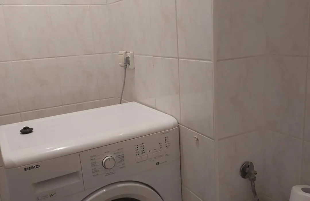 Варшава Centrum Apartamenty Roland Centrum Warszawy 1 Pokoj W 2-Pokojowym Mieszkaniu Graniczna 4 Ze Wspolna Wanna I Lazienka-1