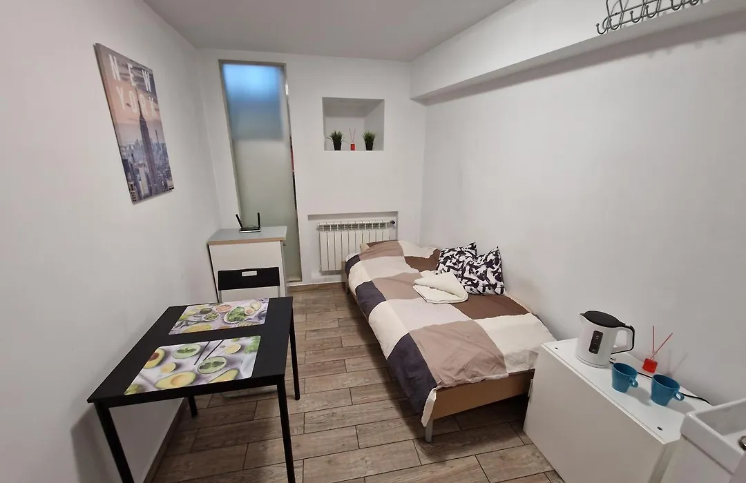 View Apartments And Rooms-1