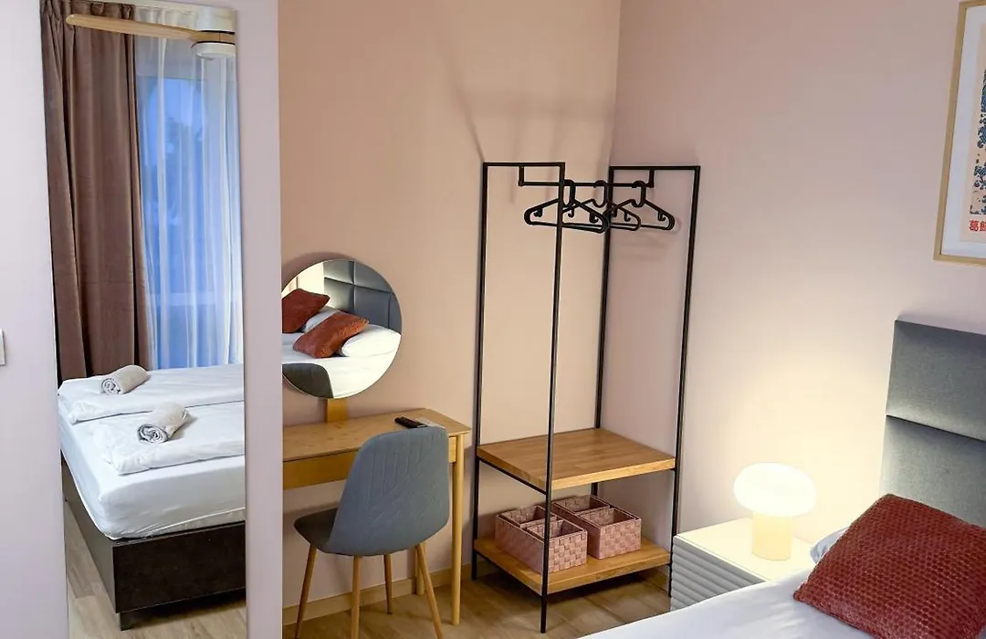 Pink Studio With Balcony - Self Check-In-1