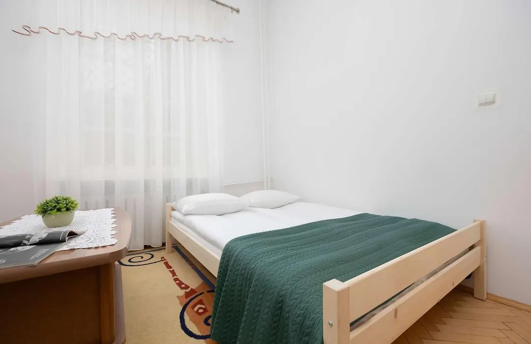 Nowy Świat Apartament w Centrum Warszawy by Noclegi Renters-1