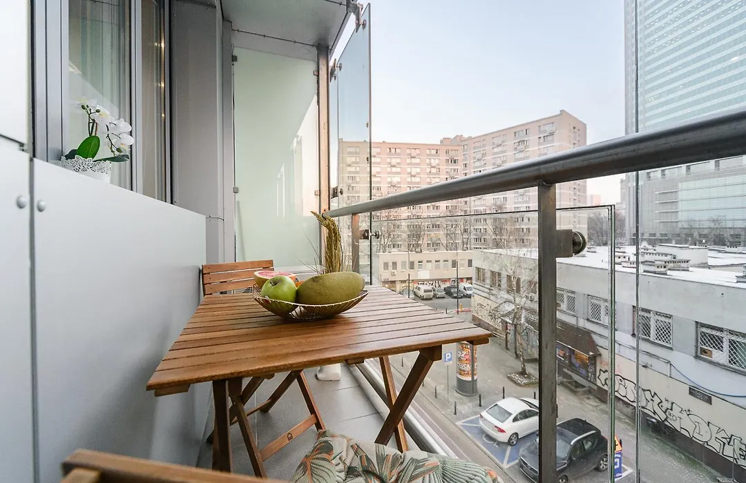 Lumina Cozy Studio In Center Warsaw-1
