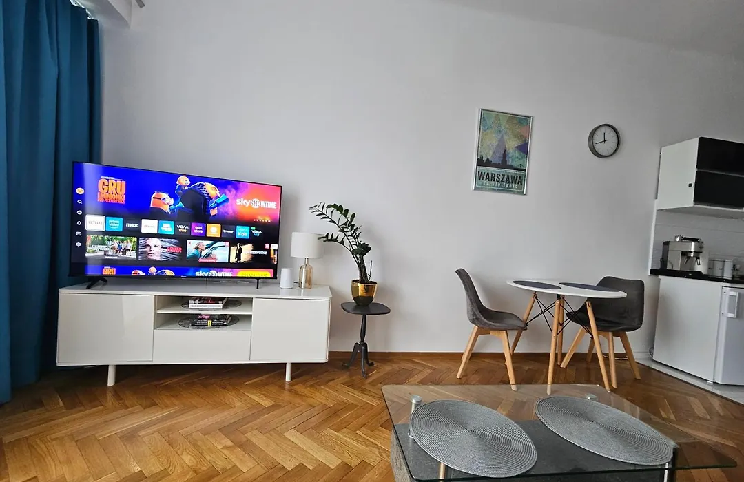 Chłodna Place Apartment-1