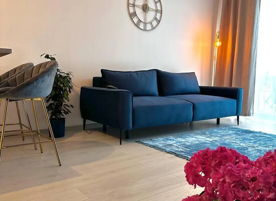 Apartment A12 By Real Apartment-1