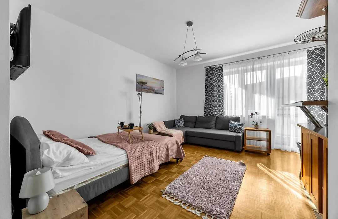 Studio Metro Natolin - Balcony - By Rentujemy-1