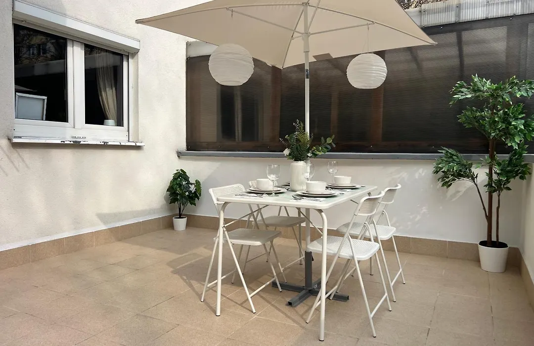 Apartament Słoneczny, piękny taras, free parking-1