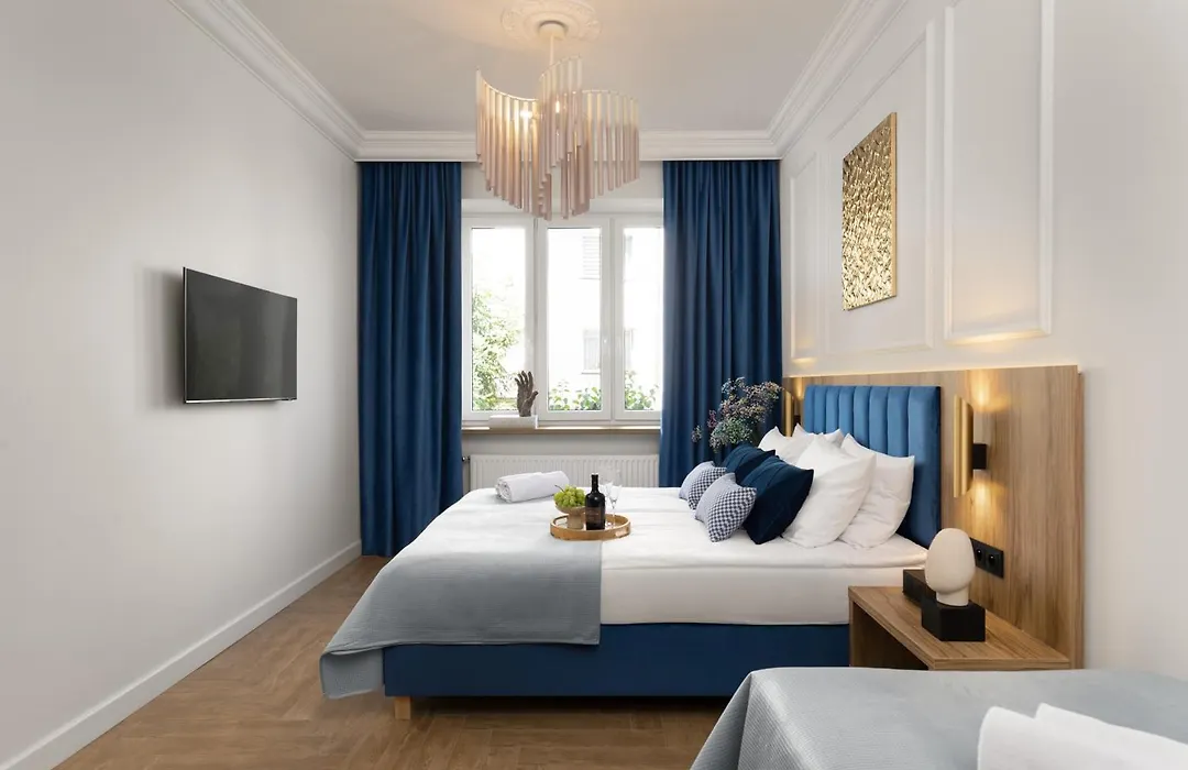 Movo Selected Old Town Apartment-1