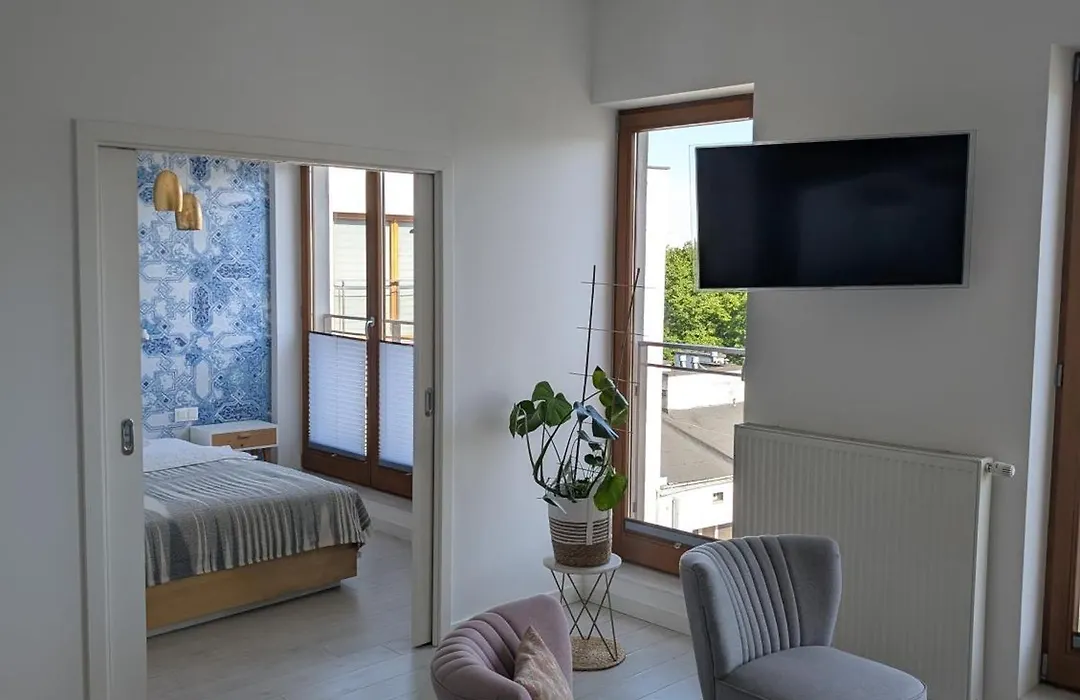 Bnn Apartment By Expo XXI-1