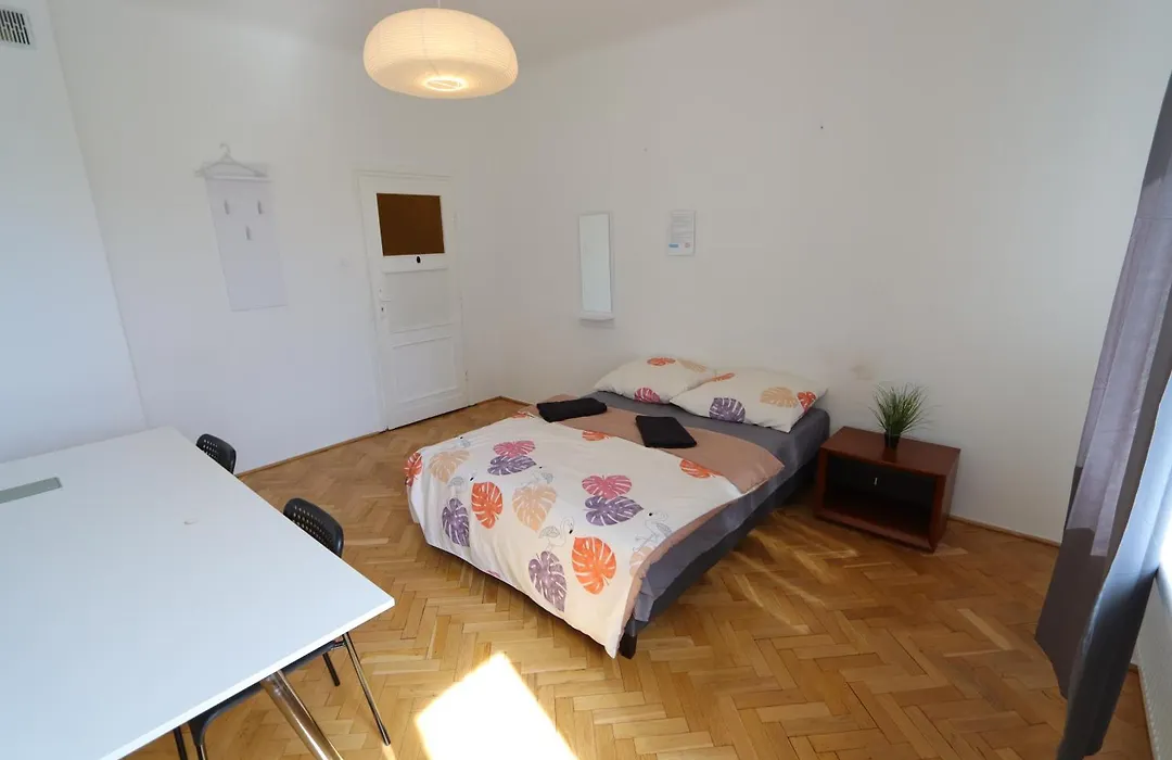 Fantastic-Inn Warszawa - Ordynacka-1
