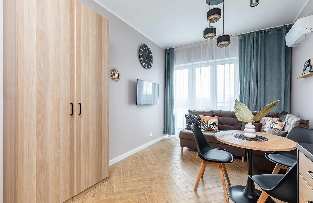 Modern studio AC Batorego by VAYA STAYS-1