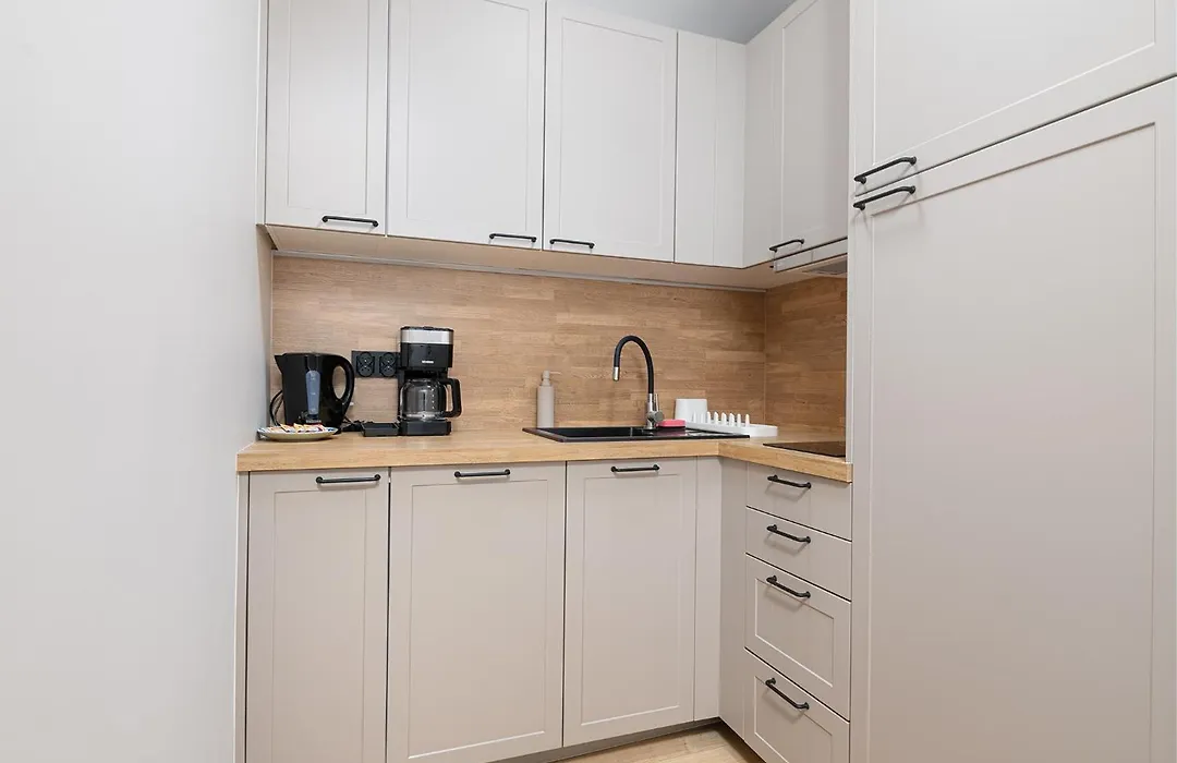 Rentplanet - Apartament Rondo Onz-1