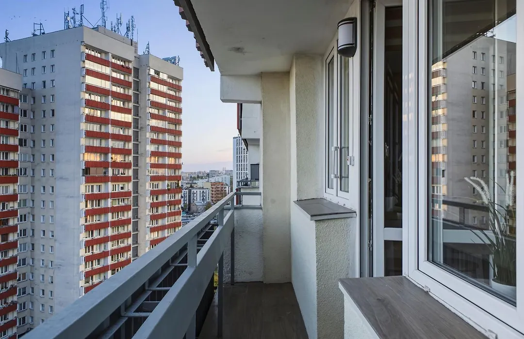 Kobielska 17 Comfort Living By Solarento-1