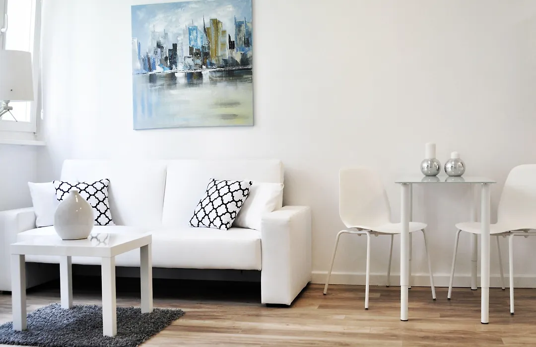 Warsaw Concierge Rondo Onz-1