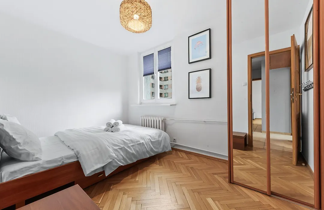 Rentplanet - Apartament Mirow-1