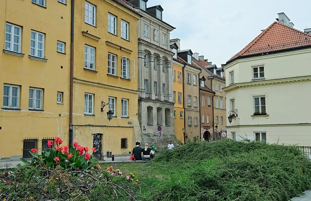 Urbannestgroup - Old Town - Stare Miasto - Celna 2-1