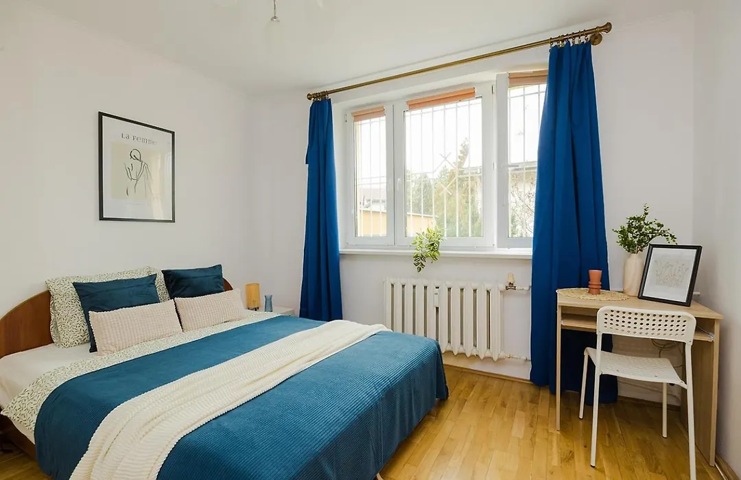 Room In A Shared Apartment Rodla 12-1