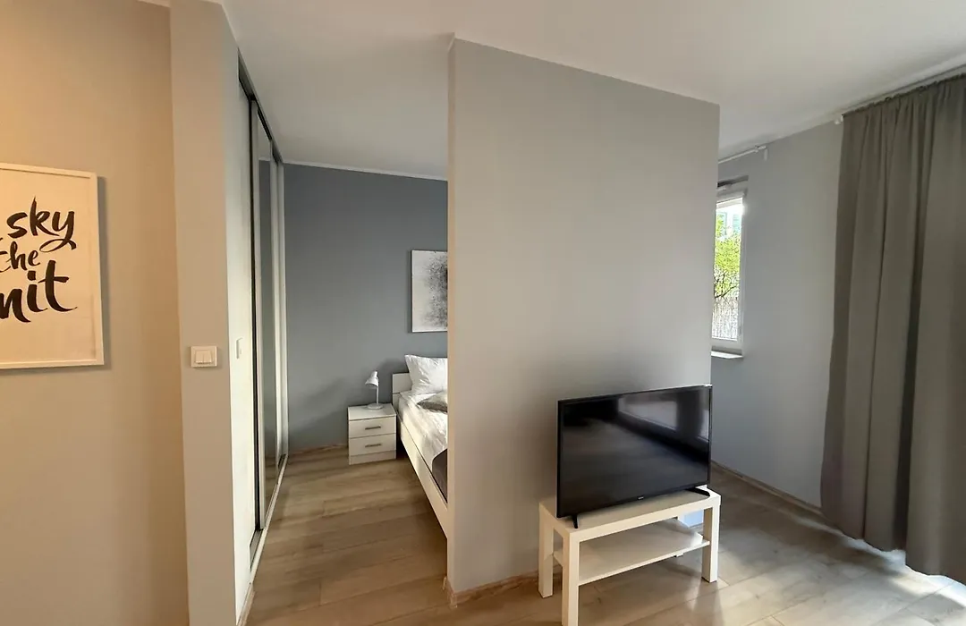 Cosy Apartment Near To The Chopin'S Airport Cybernetyki 2C-1