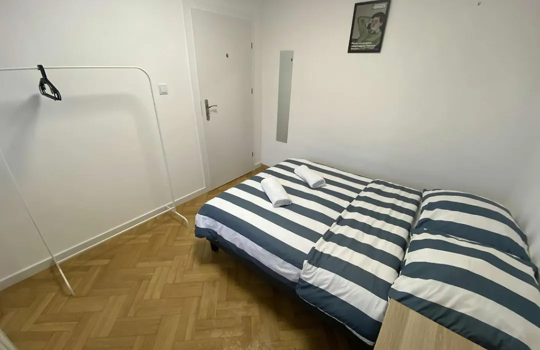 Fantastic-Inn Warszawa - Hoza-1