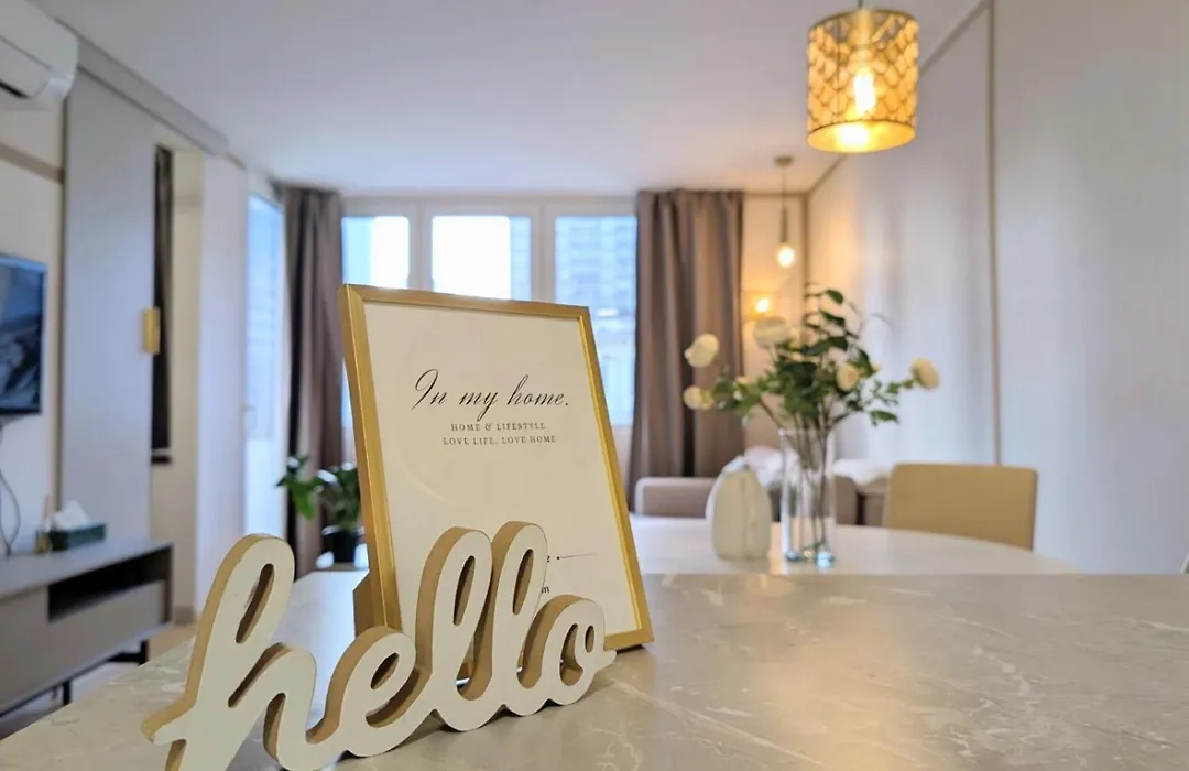 The Golden Frame By Cooee Apartments-1