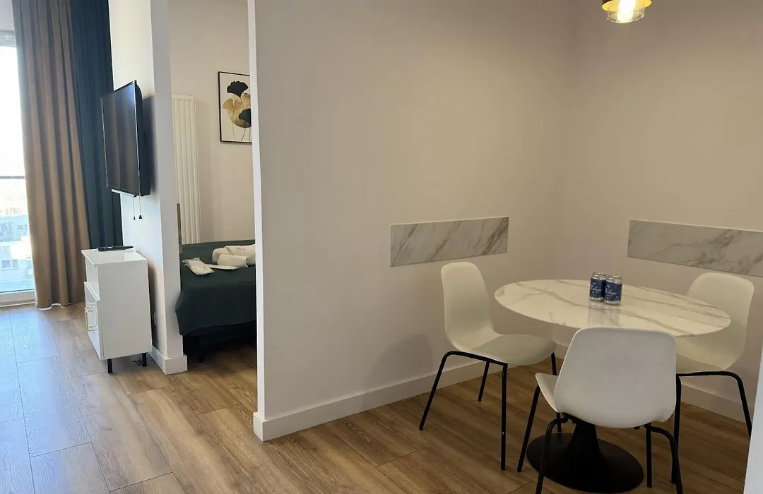 Apartamenty Wola Tower-1