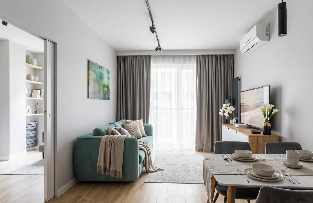 Golden Apartments Warsaw - Luxury Building, Rooftop Terrace, Sienna-1