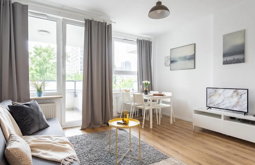 Golden Apartments Warsaw - Stylish & Sunny - Pereca Residence, City Center-1