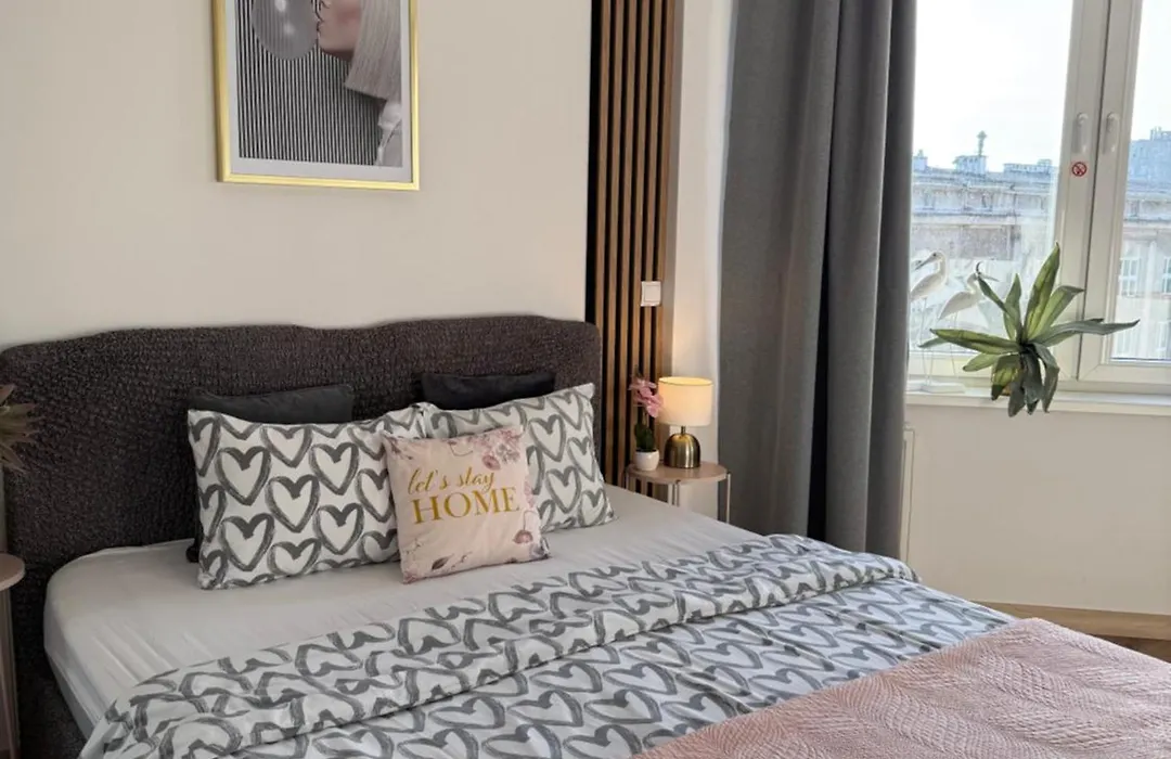 Exclusive Apartments Smolna-1