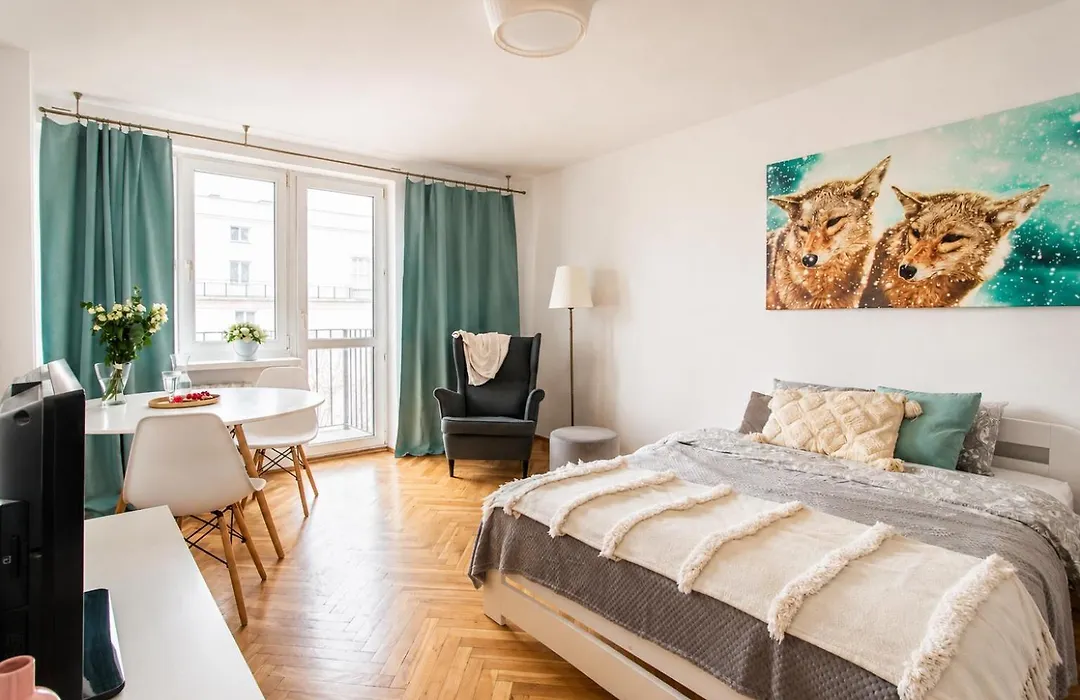 Piotrapartments - Central Warsaw - Swietokrzyska - Walk To Metro & Center-1