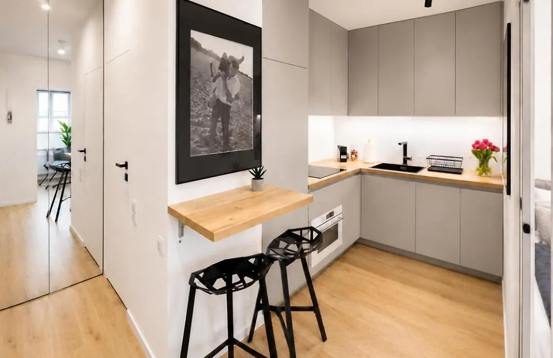 Apartament 4 Bed 2 Room Warsaw-1