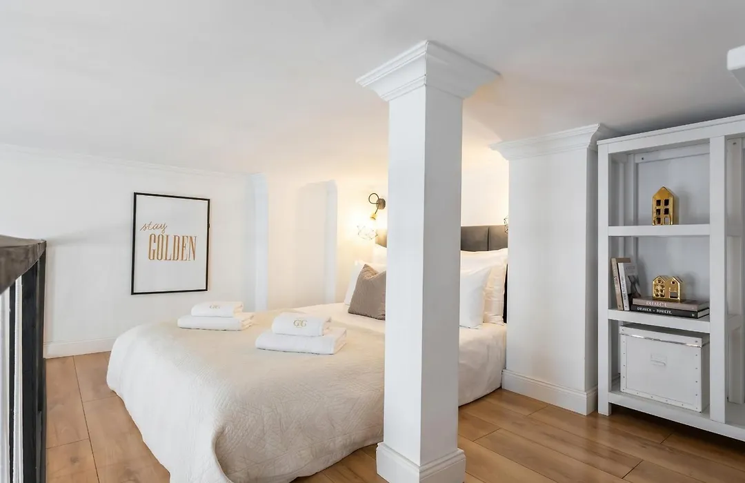 Golden Apartments Warsaw - Stylish Luxury, Złota Street-1