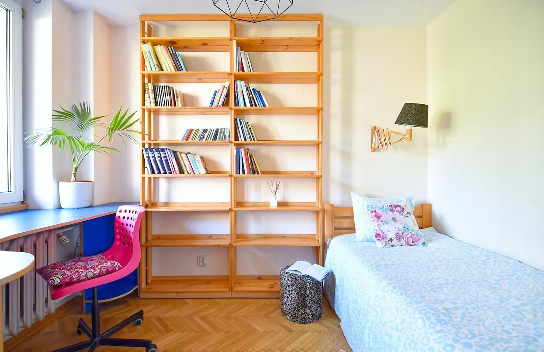 Feel Like Home In Warsaw-1