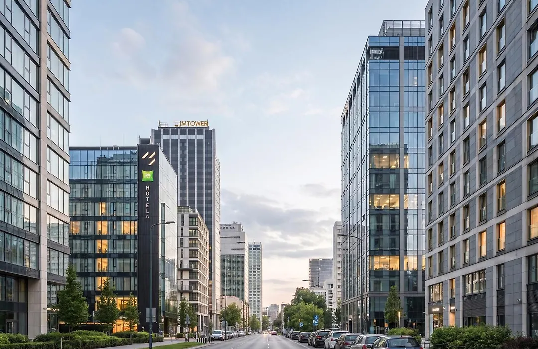 Golden Skyline Suites - Mennica Residence - Panoramic City View-1