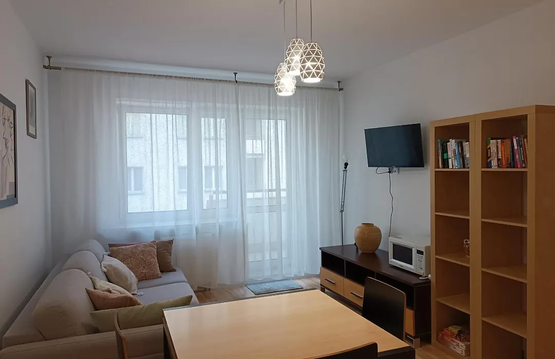Apartament przy metrze Kabaty-1