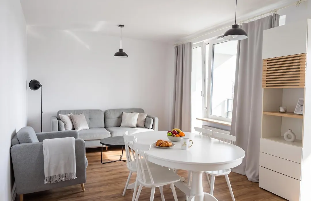 Panorama Apartment - Rondo Onz - Luxury Warsaw Stays - 2 Bedrooms - Pereca Street-1
