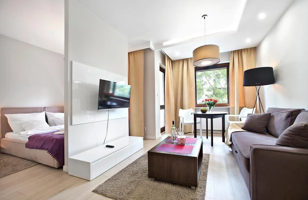 P&O Apartments Plac Europejski-1