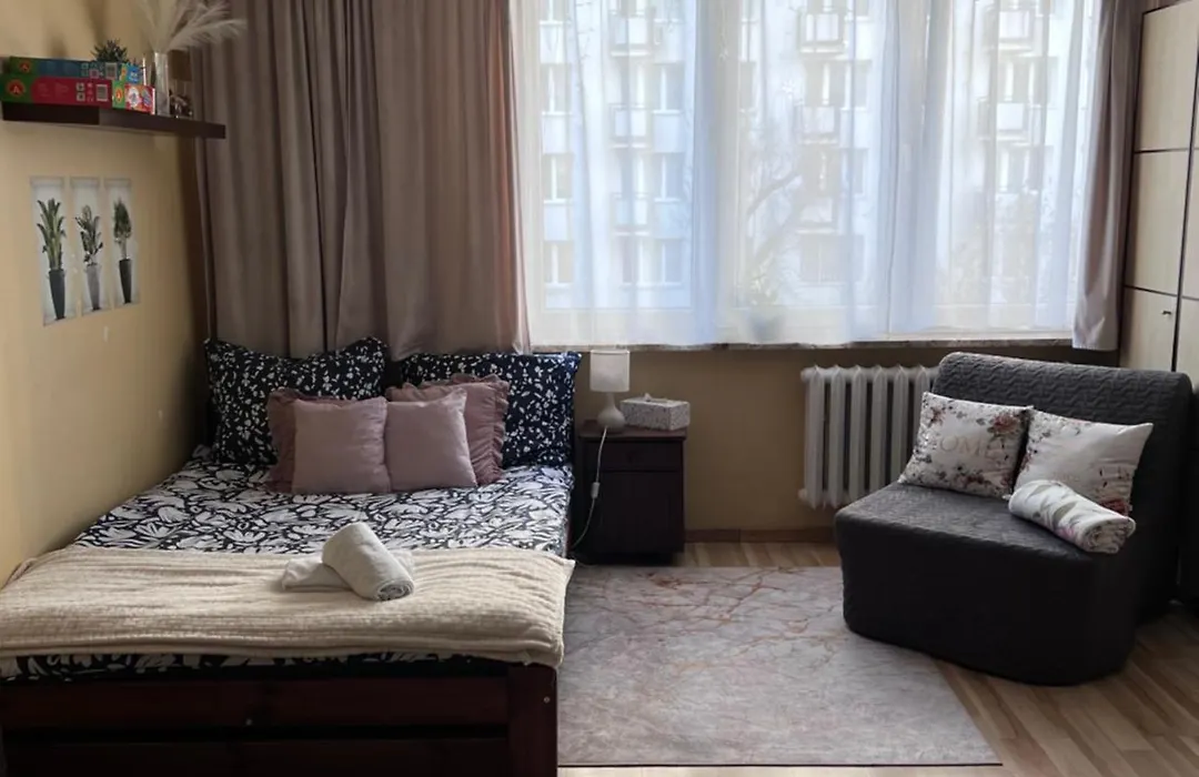 Cozy Studio in Historic Muranów-1