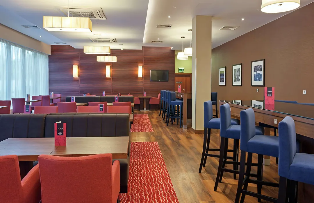 Hampton By Hilton Warsaw Airport-1