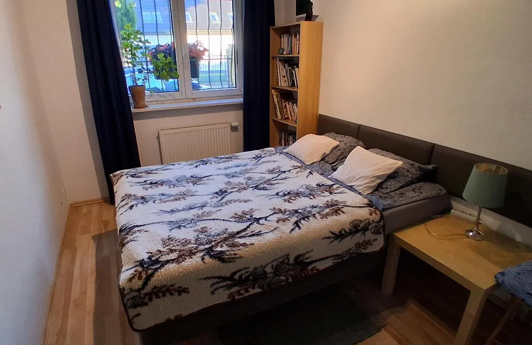 Apartament z parkingiem-1