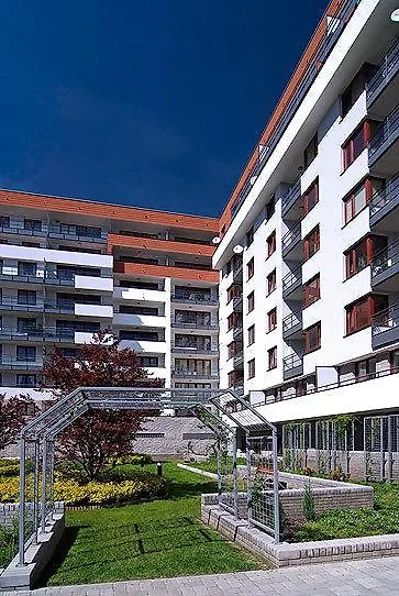 Apartament Bobrowiecka-1