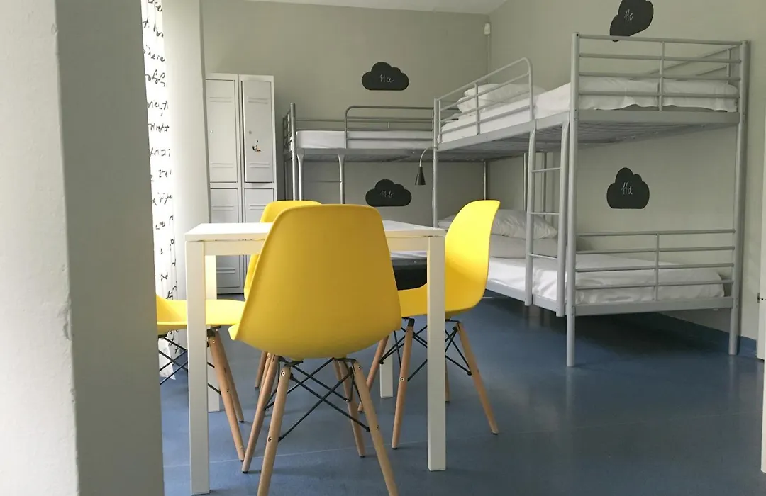 Cloud Hostel-1