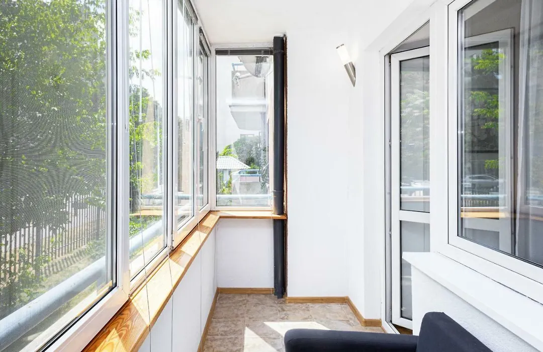Apartments Warsaw Kakowskiego by Renters-1