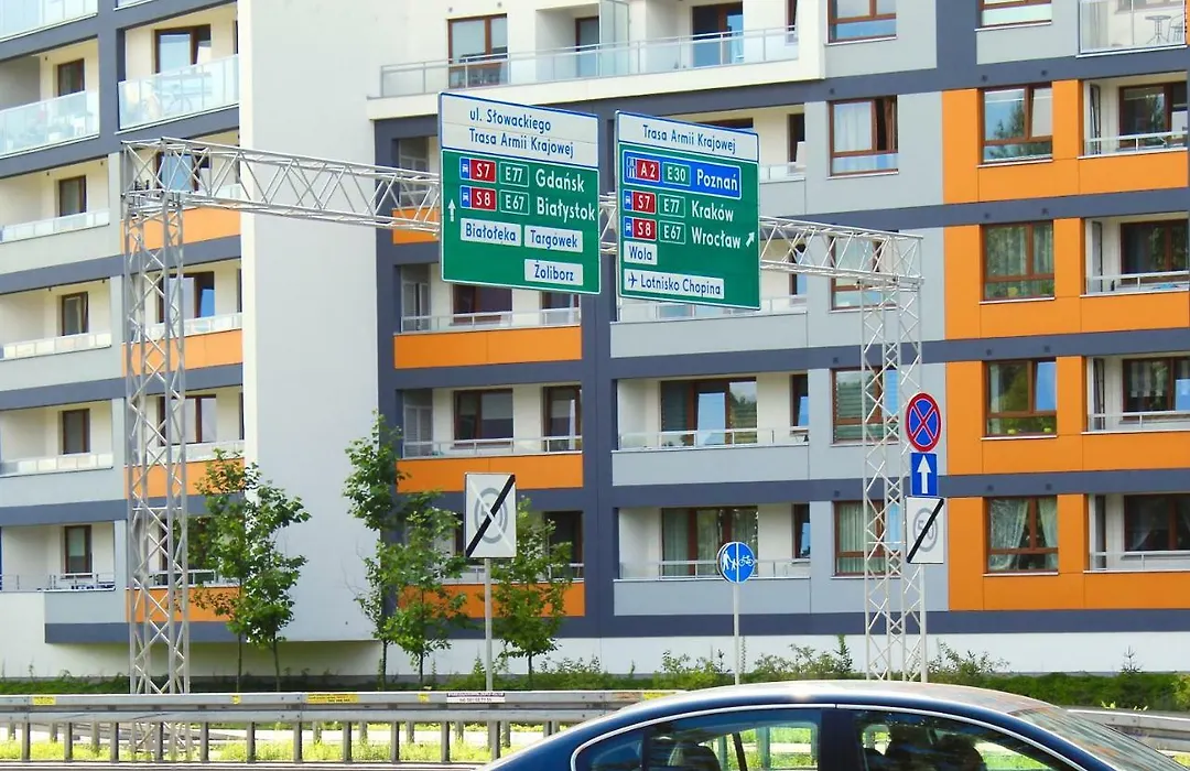 Apartamenty Metro Słodowiec, free parking Żeromskiego 1 CMKP- 5 min-1