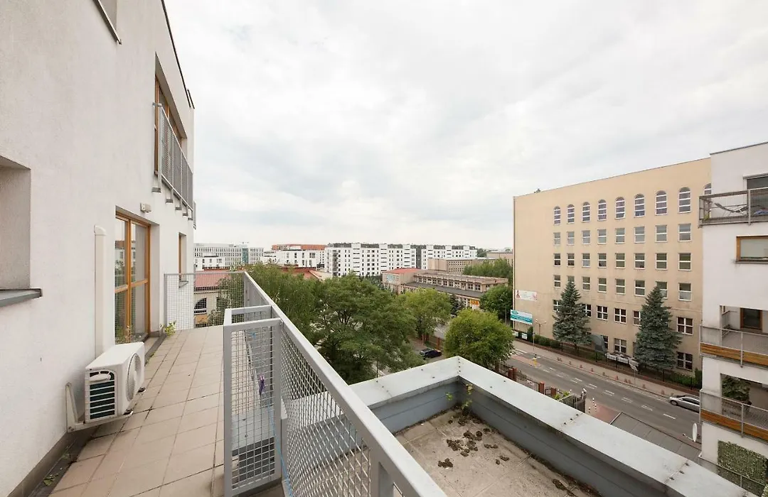 Shortstaypoland Chelmska-1