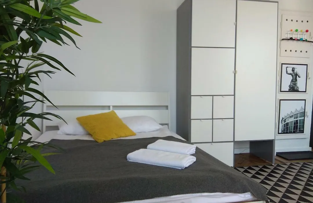 Apartament przy Rotundzie-1