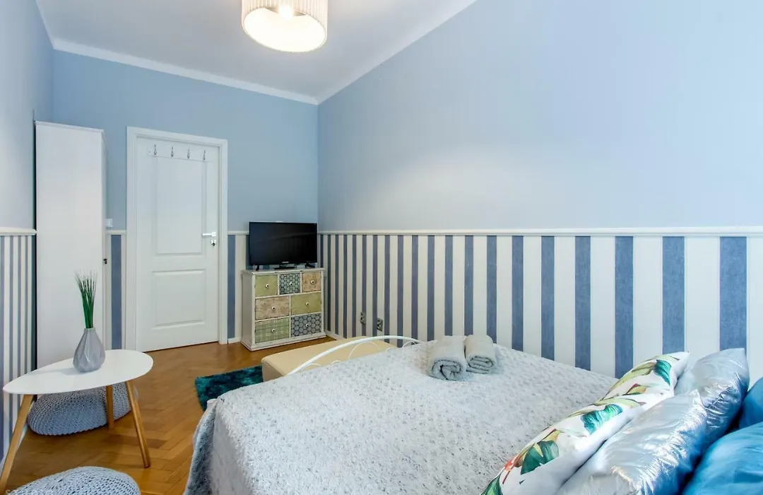 Clicktheflat Apartment Chmielna 7-1