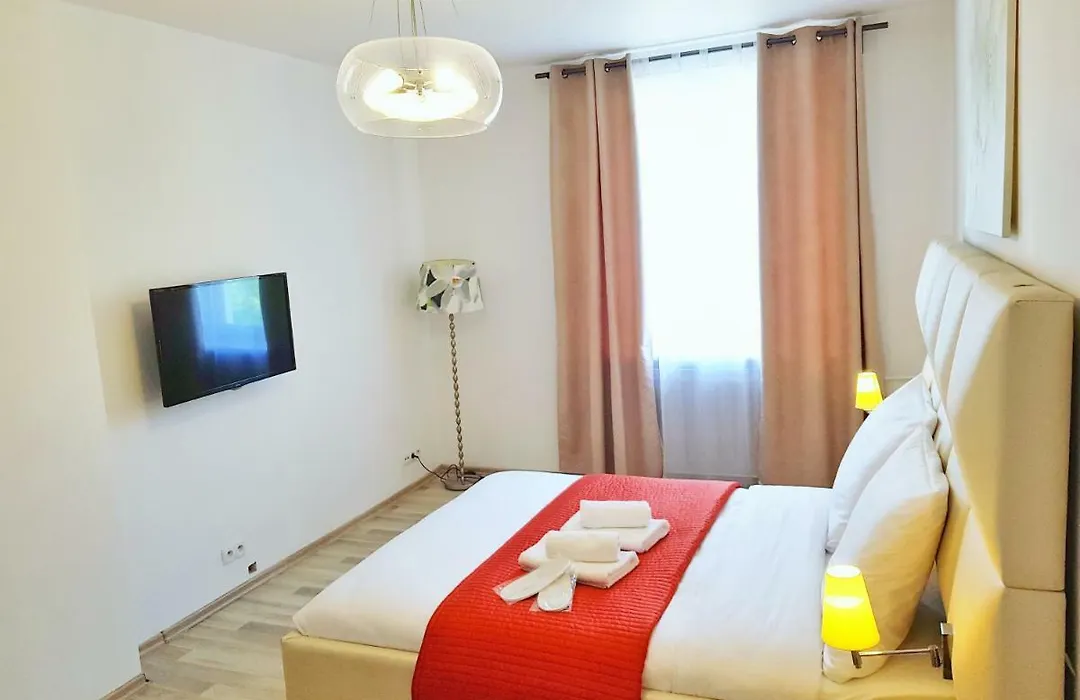 Warsaw Royal Stay Aleja Jana Pawła II-1