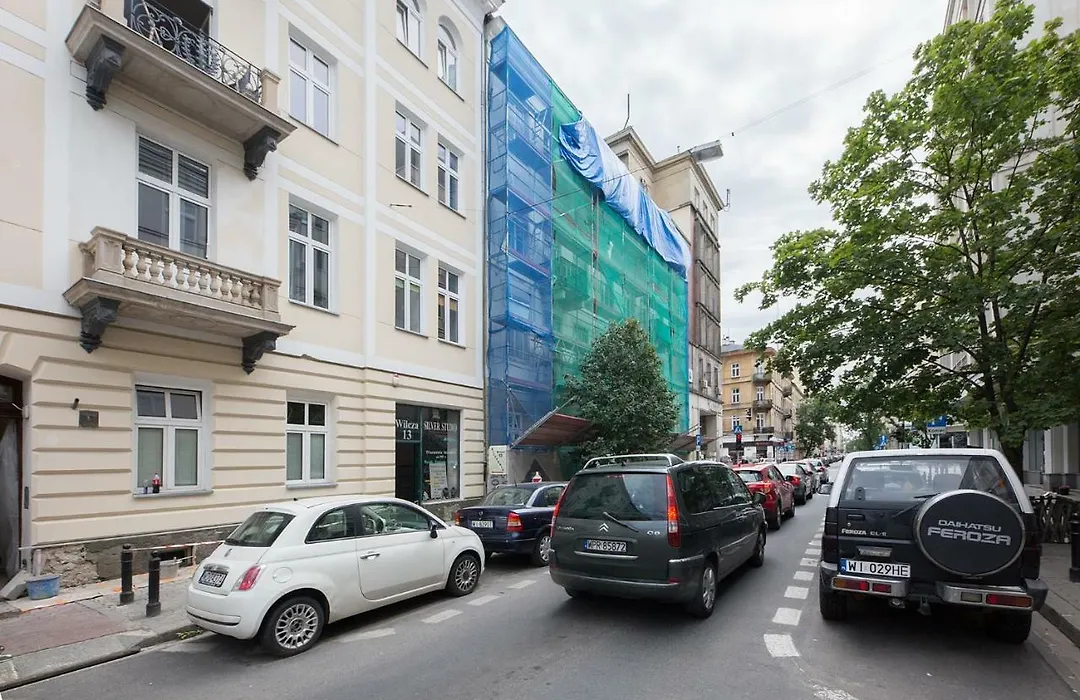 Oomph Warsaw Central Elegant Apartment-1