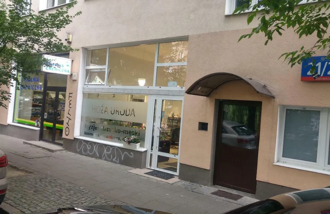 Rent0Nline Hoza Apartment Center Metro-1